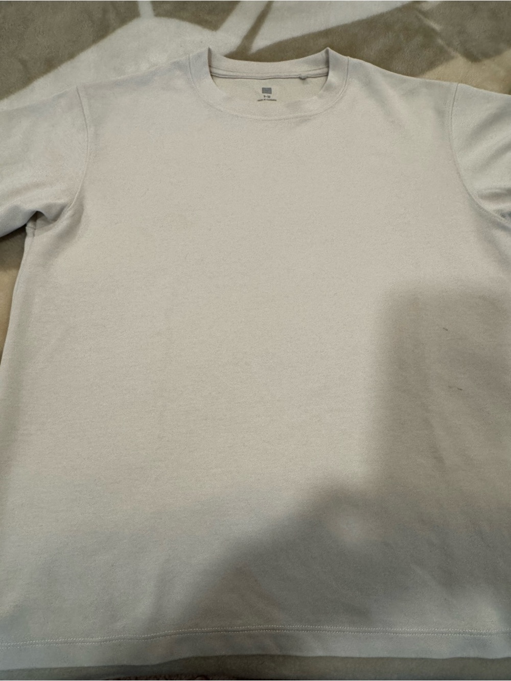 Boys Uniqlo Crewneck Sweatshirt - Light Gray size 9-10